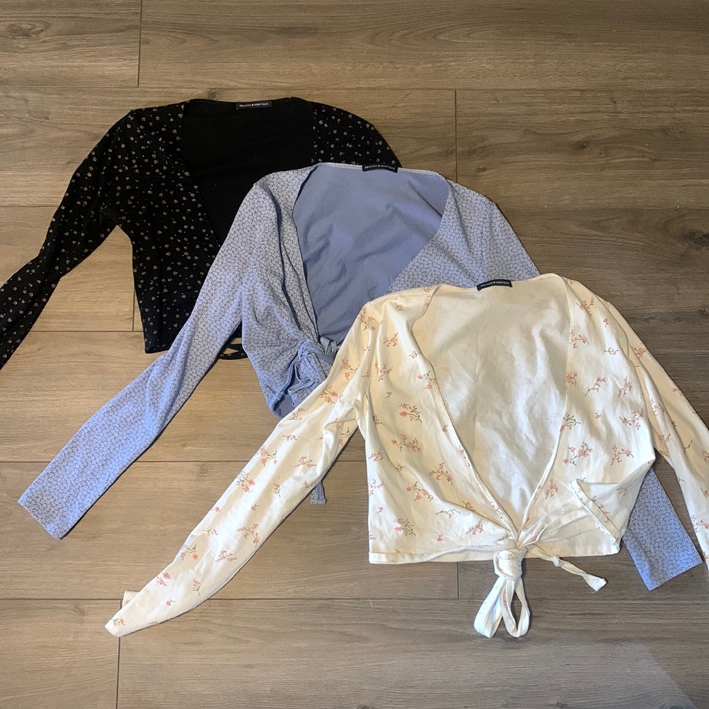 bundle of three brandy melville wrap tops